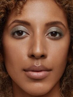 Iconic Eye Shadow Duo -Endro Cosmetiques IMBE 06 2 988x1319 1