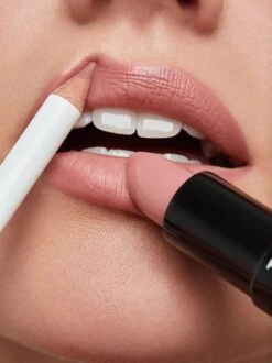 POWDER ROSE Lips Set -Endro Cosmetiques Lustec POWDER Rose 988x1319 1 e7472958 f45b 43d4 b8bc 2488c6f9abec