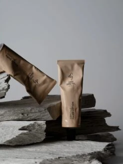 ARMONIE -Endro Cosmetiques UG ARMONIE 01 988x1319 1d86a04c 3560 4816 bb2e 2be33644747c