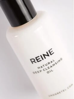 REINE -Endro Cosmetiques UG REINE Close 01 L1 2746x3668px